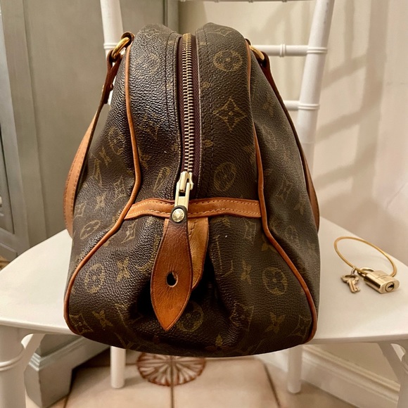 ⭐️ SOLD ⭐️ LOUIS VUITTON - Montorgueil PM Beauty - Picture 2 of 12
